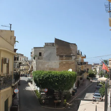Apartment In Piazza *